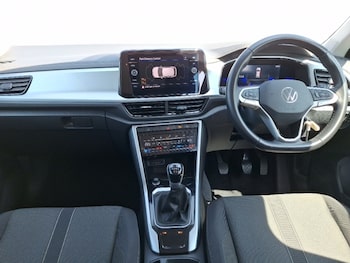 Used Volkswagen T-Roc 2022 for sale - 79207585: Photo