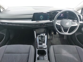 Used Volkswagen Golf 2023 for sale - 75429147: Photo