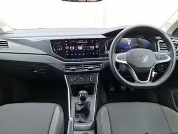 Used Volkswagen Polo 2024 for sale - 79704202: Photo