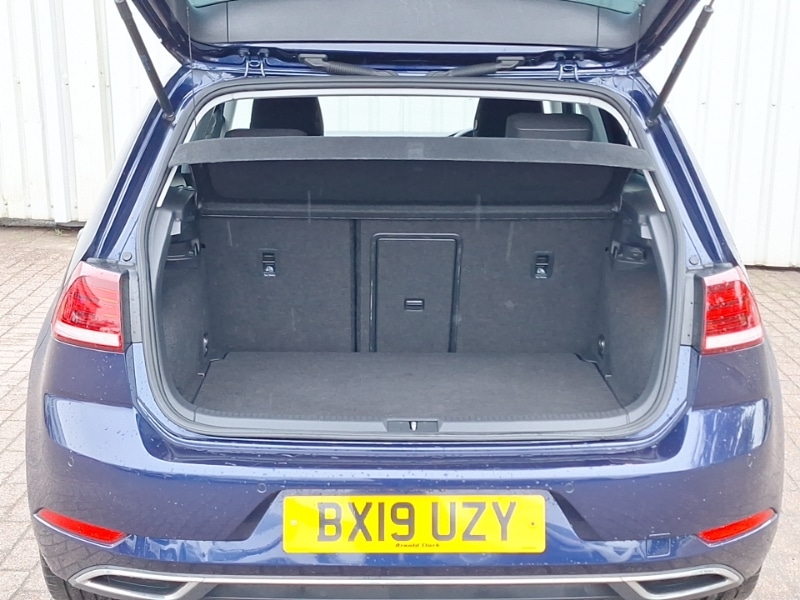 Used Volkswagen Golf 2019 for sale - 76414824: Photo 8