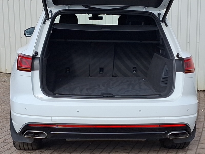 Used Volkswagen Touareg 2021 for sale - 78155801: Photo 8