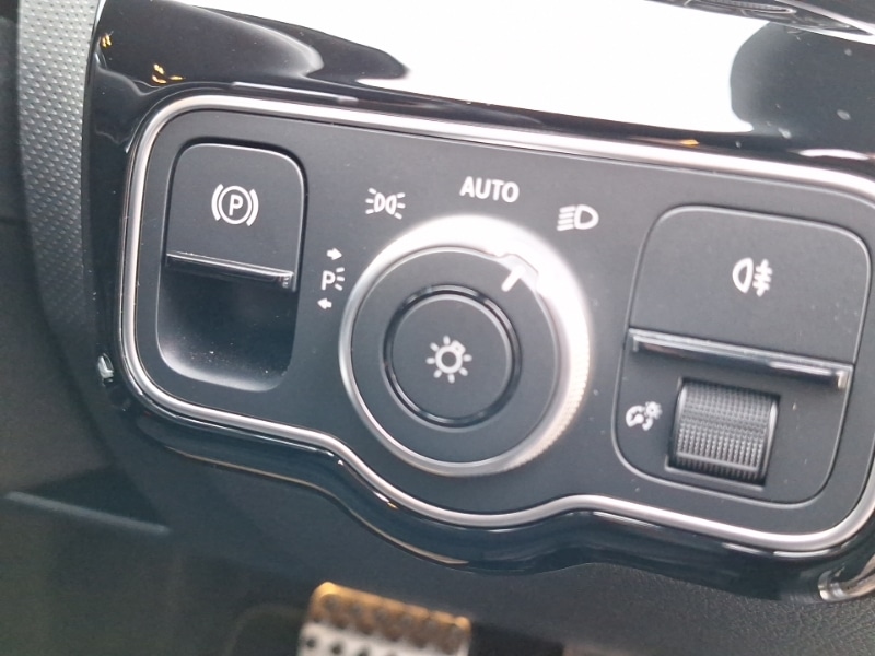 Used Mercedes-Benz CLA 2023 for sale - 76556121: Photo 14