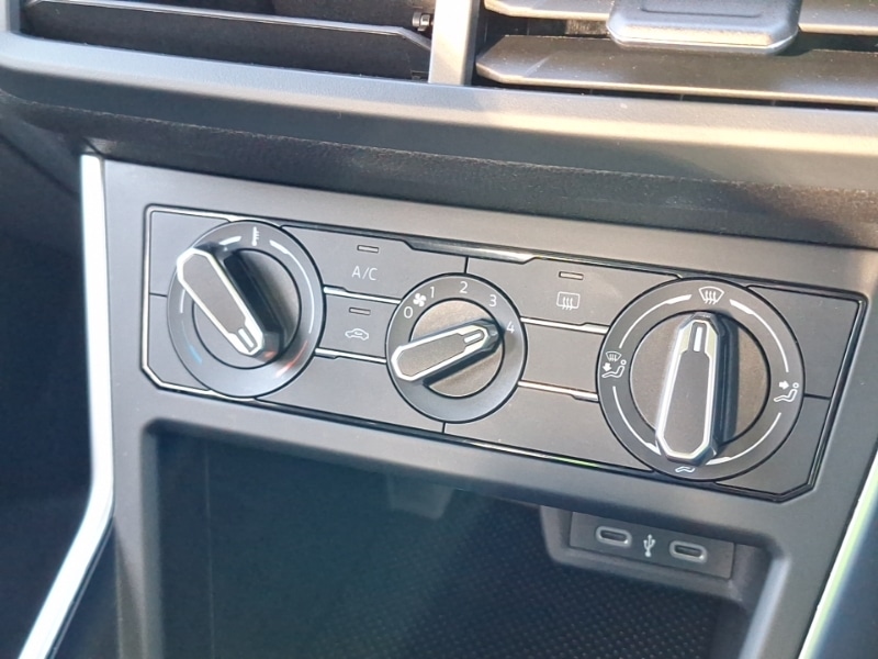 Used Volkswagen Polo 2024 for sale - 77702134: Photo 18