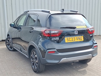 Used Honda Jazz 2023 for sale - 75424424: Photo