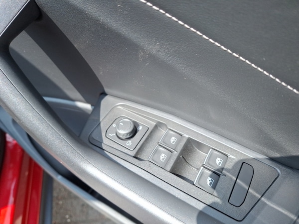 Used Volkswagen T-Roc 2025 for sale - 75219301: Photo 14
