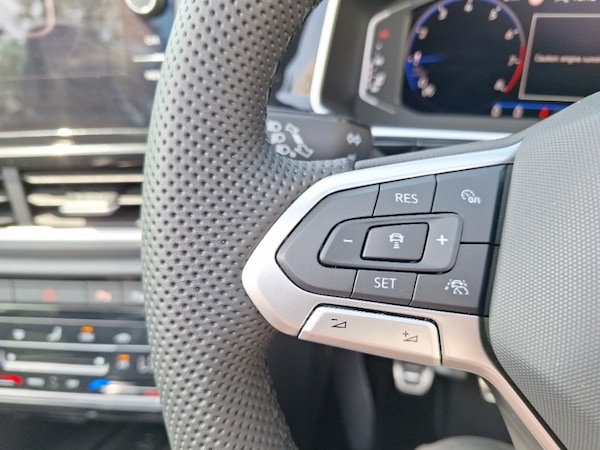 Used Volkswagen T-Roc 2025 for sale - 75219301: Photo 16