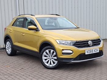 Used Volkswagen T-Roc 2018 for sale - 77004648: Photo