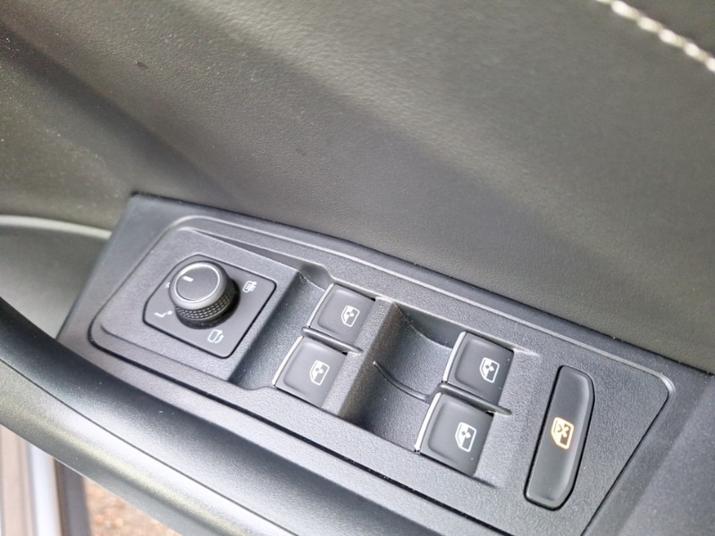 Used Volkswagen T-Roc 2025 for sale - 77169111: Photo 13