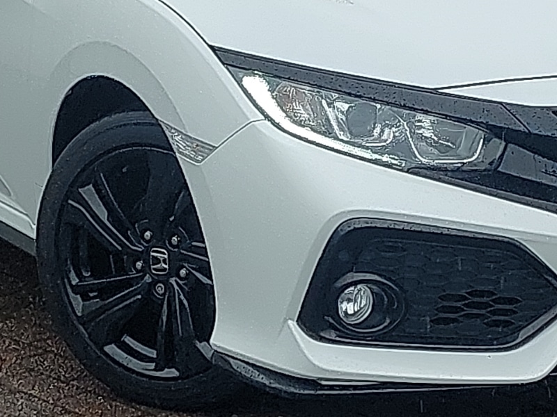 Used Honda Civic 2019 for sale - 76369686: Photo 9