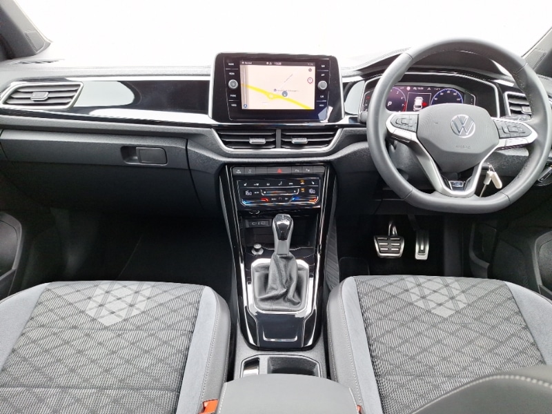Used Volkswagen T-Roc 2024 for sale - 75873460: Photo 2
