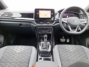 Used Volkswagen T-Roc 2024 for sale - 75873460: Photo
