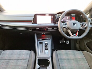 Used Volkswagen Golf 2021 for sale - 77767379: Photo