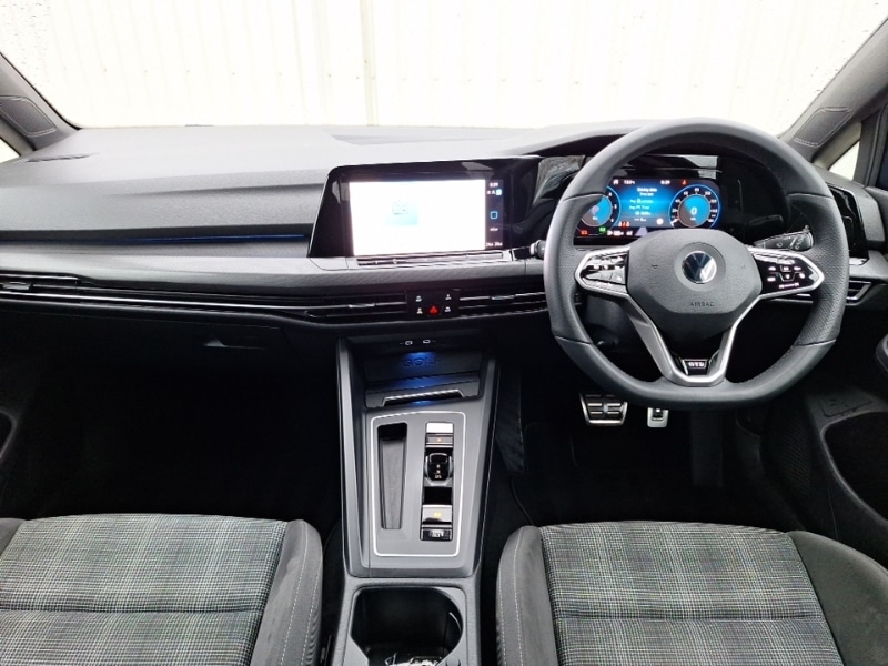 Used Volkswagen Golf 2021 for sale - 76450931: Photo 2