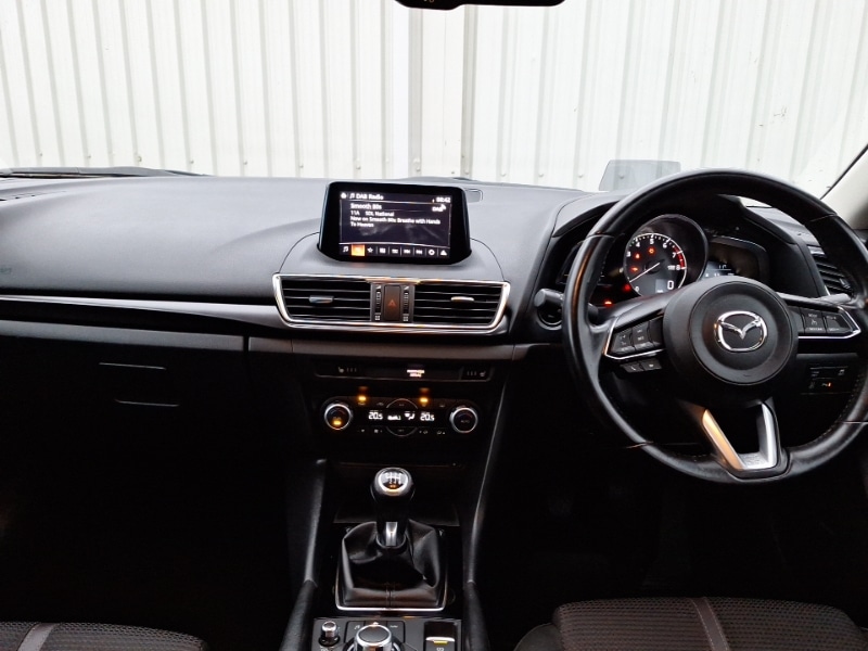 Used Mazda Mazda3 2018 for sale - 76465212: Photo 2