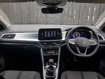 Used Volkswagen T-Roc 2025 for sale - 77782515: Photo