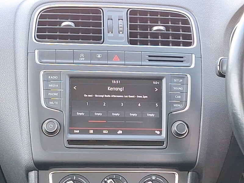 Used Volkswagen Polo 2015 for sale - 77987954: Photo 11