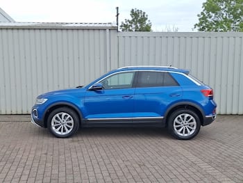 Used Volkswagen T-Roc 2025 for sale - 79723291: Photo