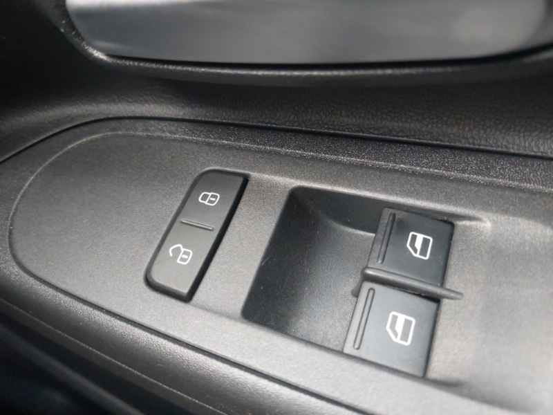 Used Volkswagen up! 2023 for sale - 76506741: Photo 19