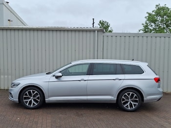 Used Volkswagen Passat 2019 for sale - 78872473: Photo