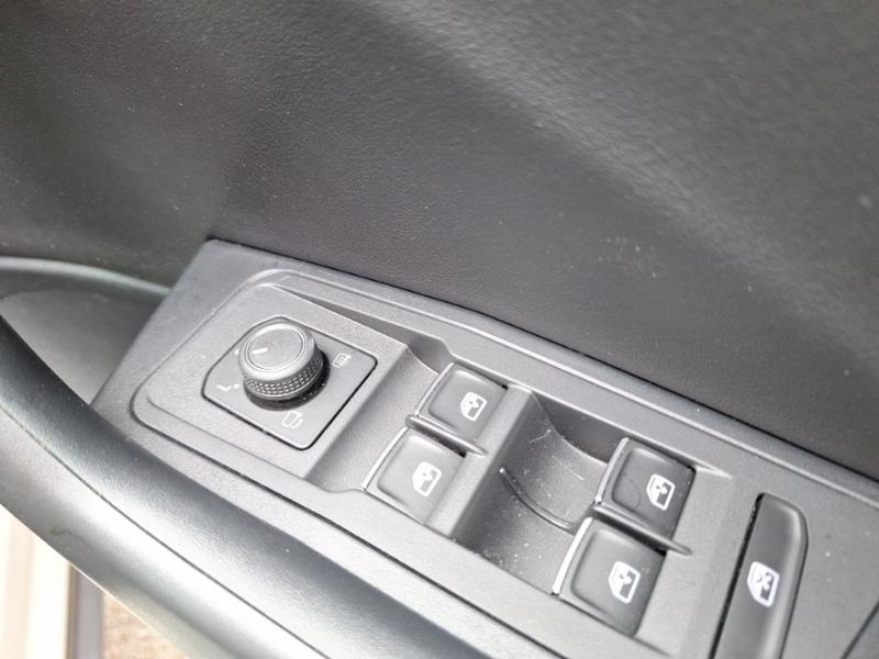 Used Volkswagen T-Roc 2023 for sale - 76537055: Photo 14