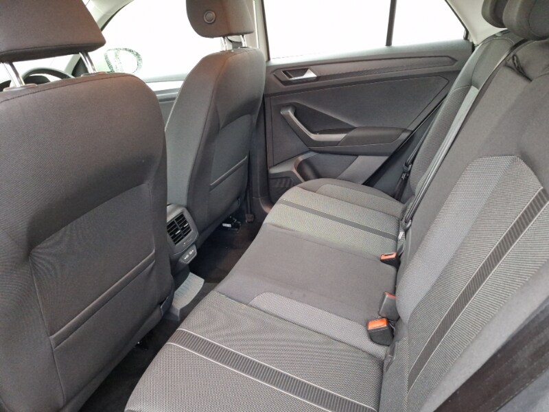 Used Volkswagen T-Roc 2023 for sale - 76669517: Photo 6