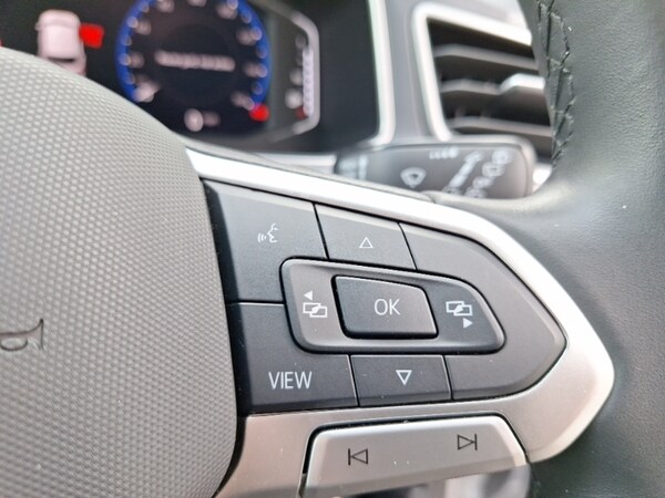 Used Volkswagen T-Roc 2024 for sale - 74887028: Photo 17