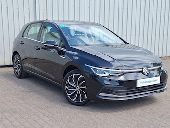 Used Volkswagen Golf 2023 for sale - 78735165: Photo