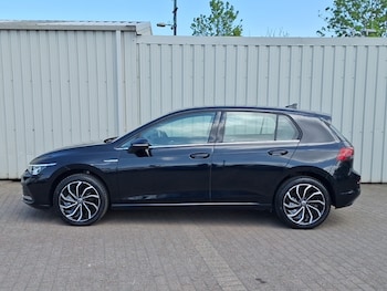 Used Volkswagen Golf 2023 for sale - 78735165: Photo