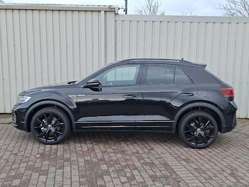 Used Volkswagen T-Roc 2025 for sale - 77651928: Photo