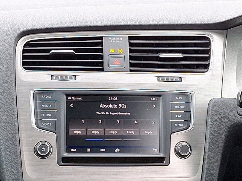 Used Volkswagen Golf 2017 for sale - 78041037: Photo 11