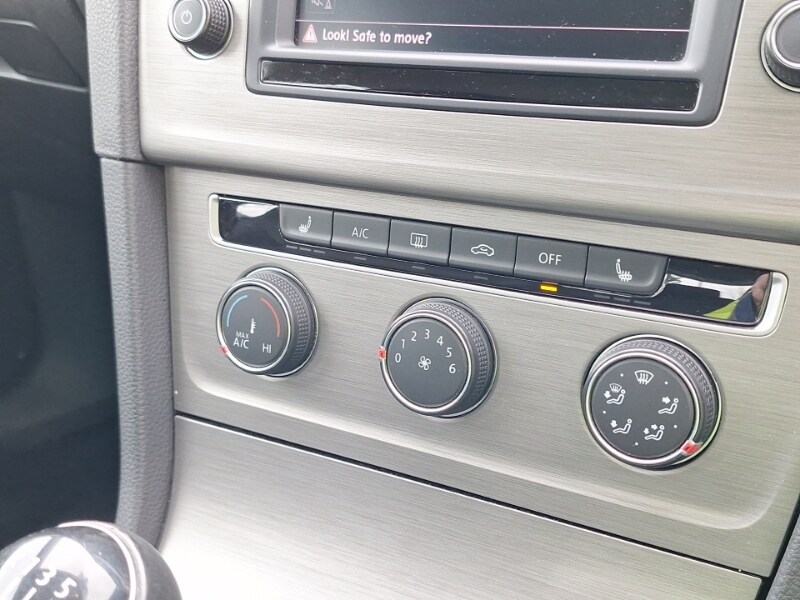 Used Volkswagen Golf 2017 for sale - 78041037: Photo 18