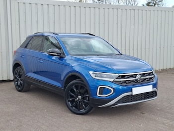 Used Volkswagen T-Roc 2023 for sale - 78515634: Photo
