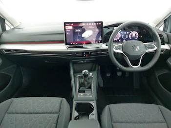 Used Volkswagen Golf 2025 for sale - 77039448: Photo