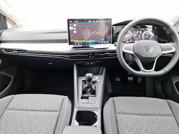 Used Volkswagen Golf 2025 for sale - 76450926: Photo