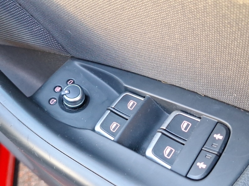 Used Audi Q3 2016 for sale - 77086880: Photo 13