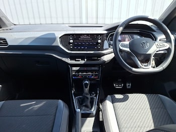 Used Volkswagen T-Cross 2024 for sale - 79498536: Photo