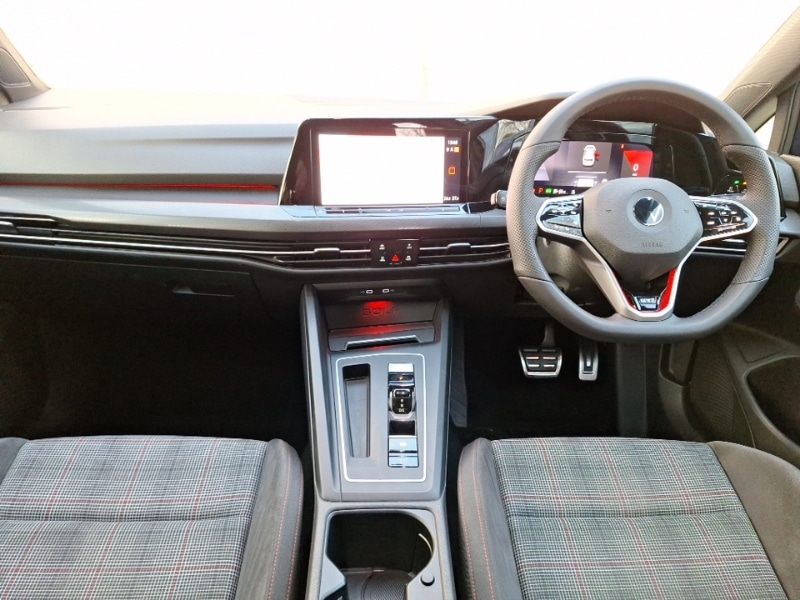 Used Volkswagen Golf 2021 for sale - 77433441: Photo 2