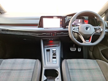 Used Volkswagen Golf 2021 for sale - 77433441: Photo