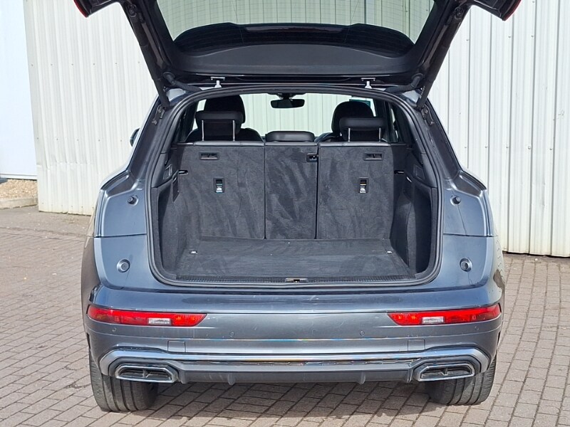 Used Audi Q5 2022 for sale - 77947845: Photo 8