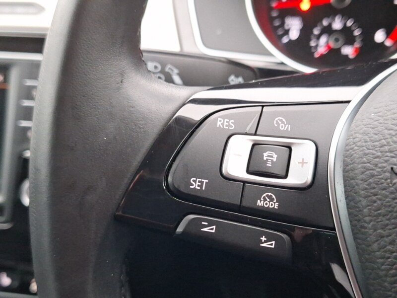 Used Volkswagen Passat 2016 for sale - 76543406: Photo 14