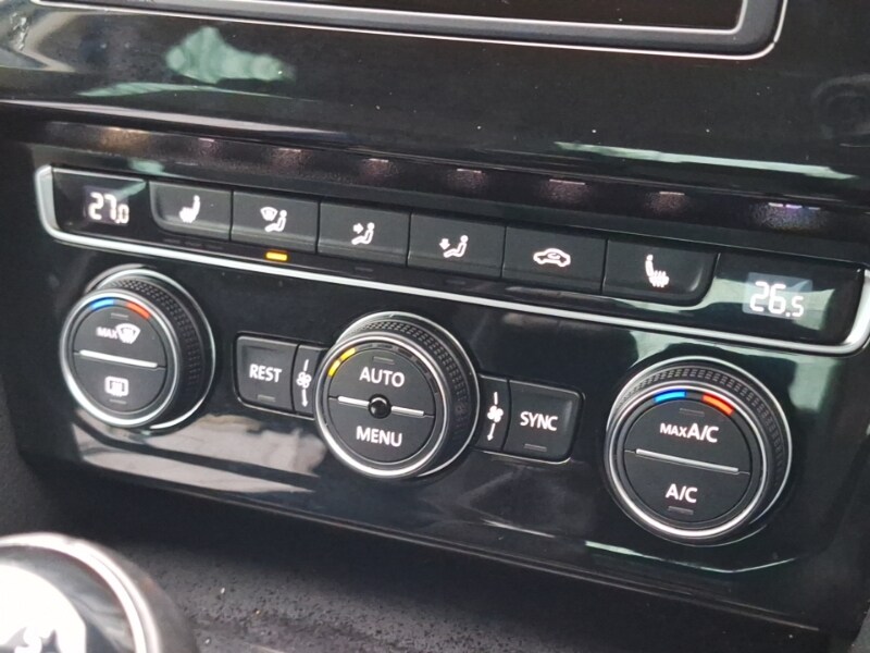 Used Volkswagen Passat 2016 for sale - 76543406: Photo 18