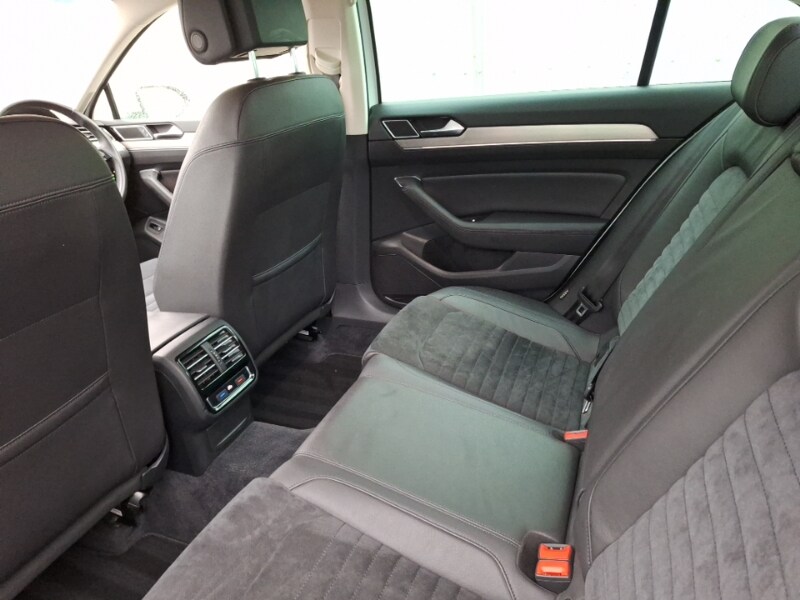 Used Volkswagen Passat 2016 for sale - 76543406: Photo 6