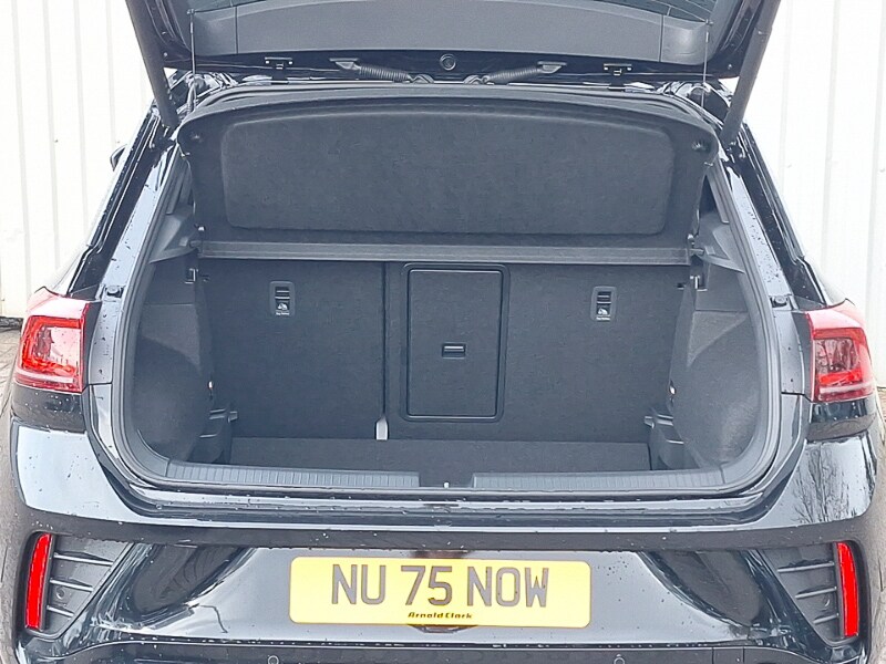 Used Volkswagen T-Roc 2025 for sale - 76471608: Photo 18