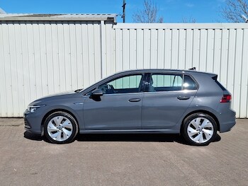 Used Volkswagen Golf 2022 for sale - 78374074: Photo