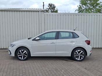 Used Volkswagen Polo 2024 for sale - 79844638: Photo