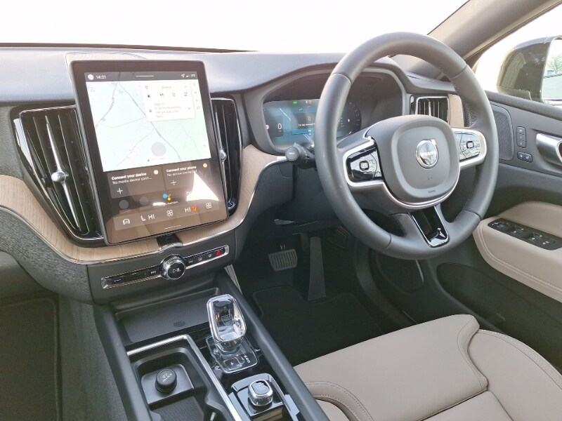 Used Volvo XC60 2025 for sale - 77580239: Photo 10