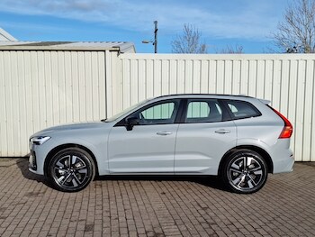 Used Volvo XC60 2025 for sale - 77580239: Photo