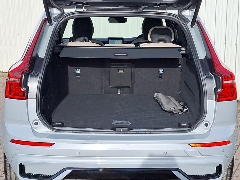 Used Volvo XC60 2025 for sale - 77580239: Photo 8