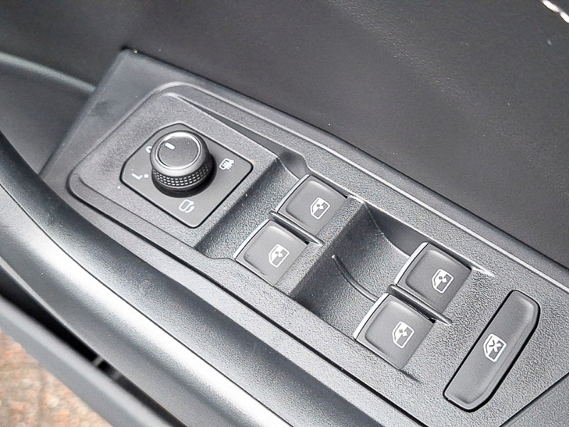 Used Volkswagen T-Roc 2025 for sale - 77039456: Photo 11