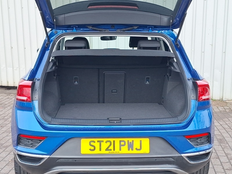 Used Volkswagen T-Roc 2021 for sale - 77536675: Photo 8